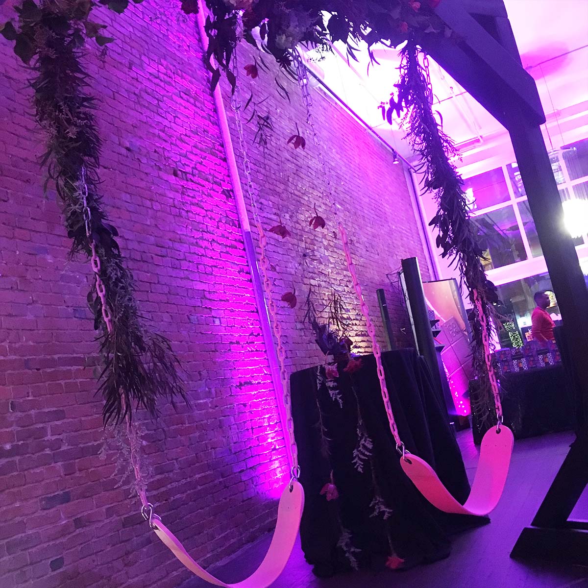 Arch Swing - Image 9